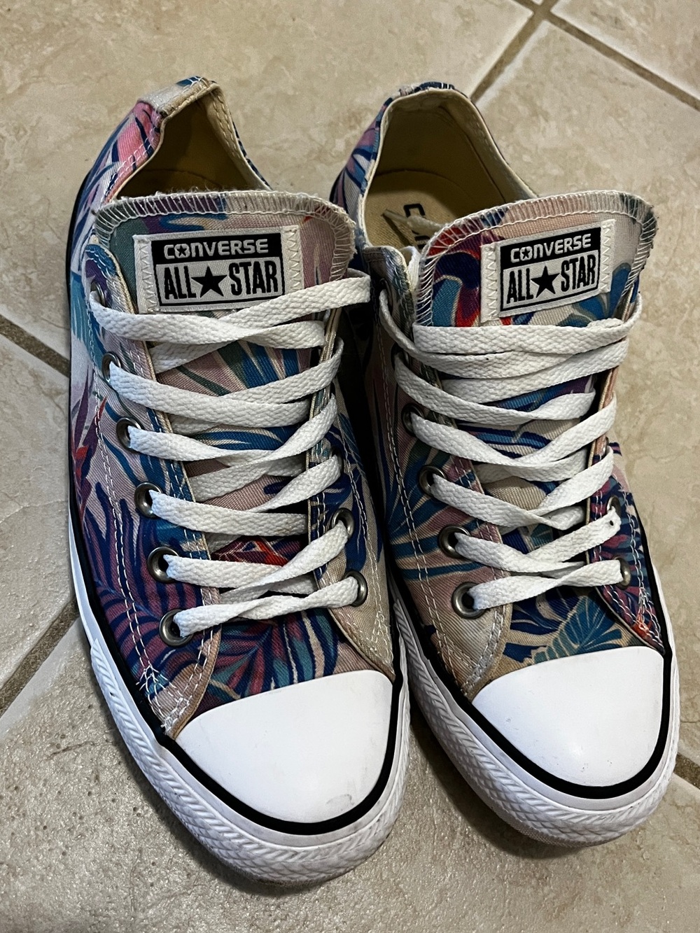 Converse Chuck Taylor Low Top Custom Tropical Print